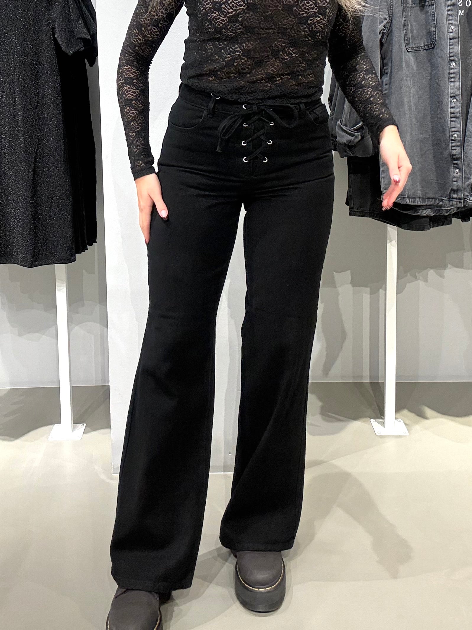 VIGELA Jeans - Black Denim